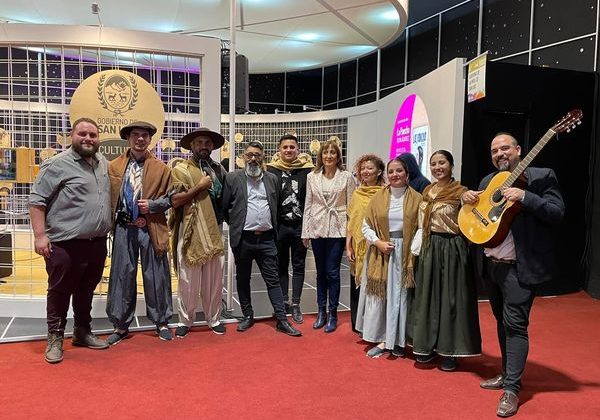 Con música cuyana, San Luis acompañó la apertura de la 46° Feria Internacional del Libro