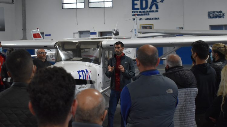 Realizaron la primera charla informativa en la Escuela de Pilotos de San Luis