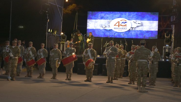 Realizaron una vigilia por Malvinas en el Centro Cultural “José La Vía” 