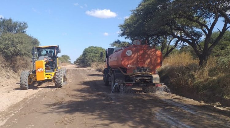 Vialidad mejora los accesos y caminos en todo el territorio provincial