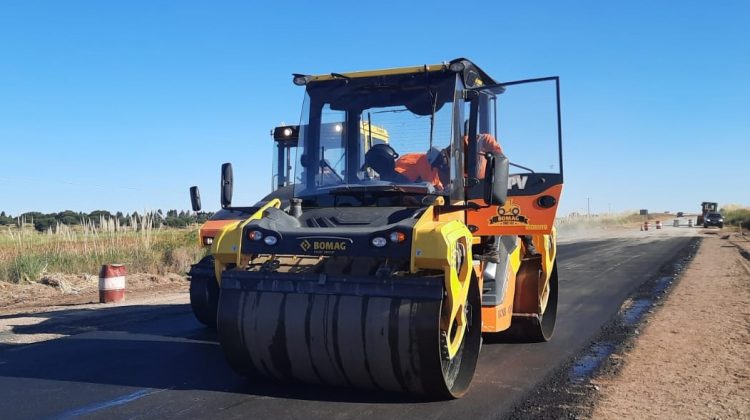 Realizan trabajos de mejora en un tramo de más de 40 kilómetros de la ruta provincial Nº1