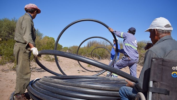 Más obras hídricas para parajes: comenzó la construcción del nuevo ramal El Jarillal – Bajada Grande