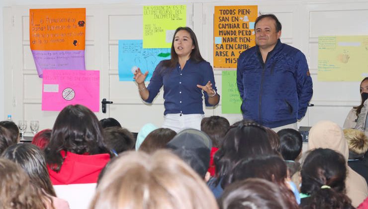 Realizaron una charla sobre acoso escolar en la escuela Albert Einstein