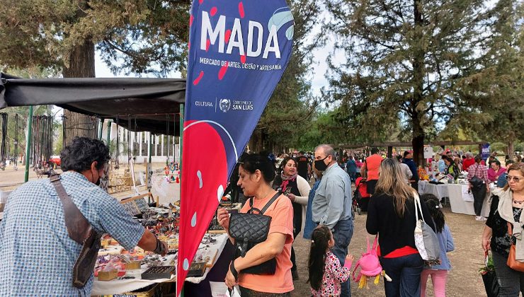 En el Parque de las Naciones, sesenta artesanos del MADA expusieron este sábado