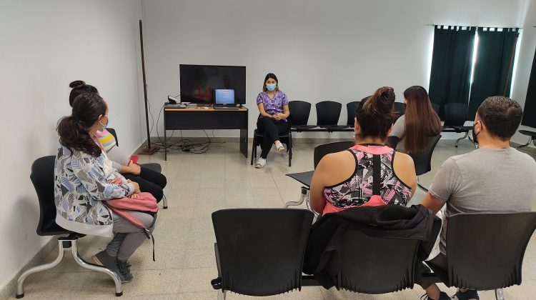 Taller integral para embarazadas en Hospital “Madre Catalina Rodríguez”