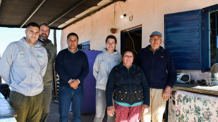 Amelia Sosa y su familia recibieron una pantalla solar