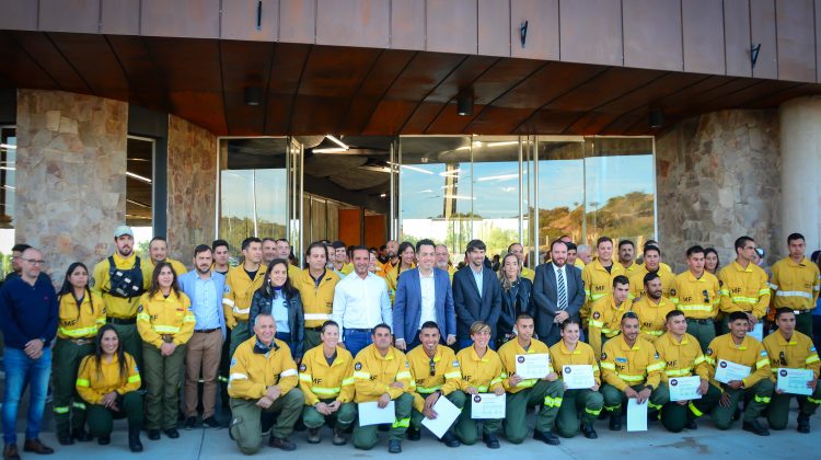 Combatientes de incendios forestales: orgullo, responsabilidad y reconocimiento