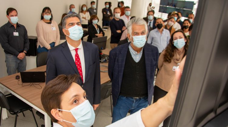 El gobernador de la Provincia, junto a su par de Chaco recorrieron las instalaciones del Hospital Central “Dr. Ramón Carrillo”