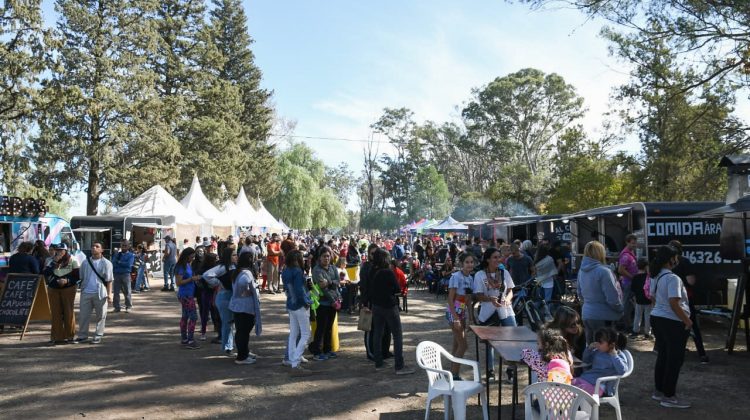 Con gran éxito se desarrolló una nueva feria que reunió a las familias de San Luis