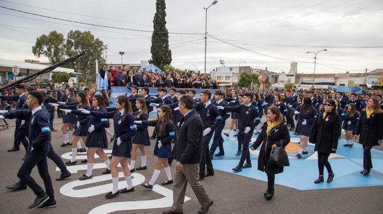 El tradicional desfile pintará de Celeste y Blanco las calles de San Luis