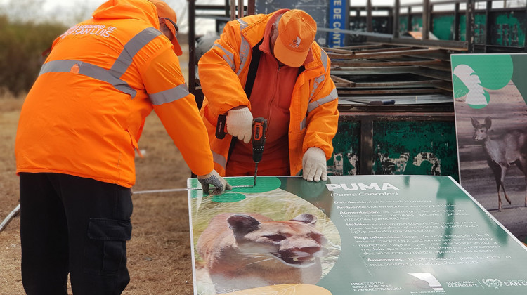 Continúa la colocación de cartelería informativa para preservar la fauna silvestre