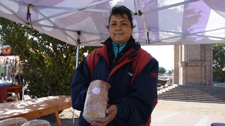 Con panes integrales y caseros, Pane e Dolci llega a la Feria de Pequeños y Medianos Productores