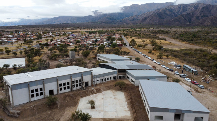 La moderna escuela que construye la Provincia en La Punta ya tiene más del 60% de avance