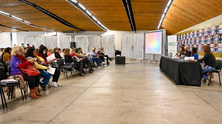 Alrededor de 200 agentes de Atención Primaria de la Salud fueron capacitados en perspectiva de género