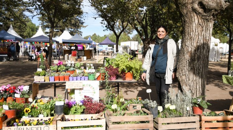 Con la calidad de siempre, la Feria de Pequeños y Medianos Productores recibió a las familias puntanas