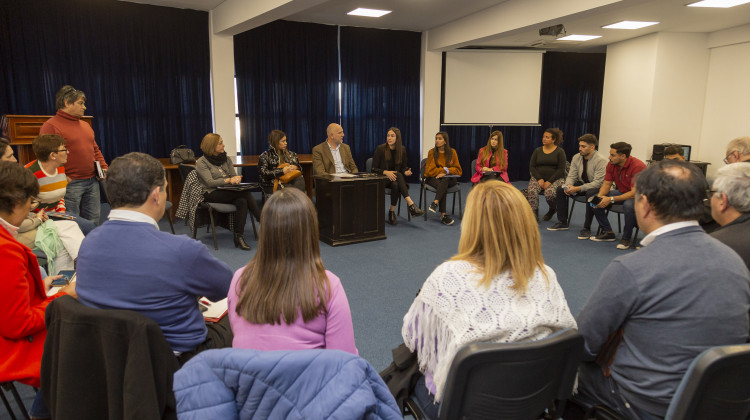 La Secretaría de Deportes, dirigentes y diputados provinciales se reunieron para trabajar en contra de la violencia en el fútbol infantil