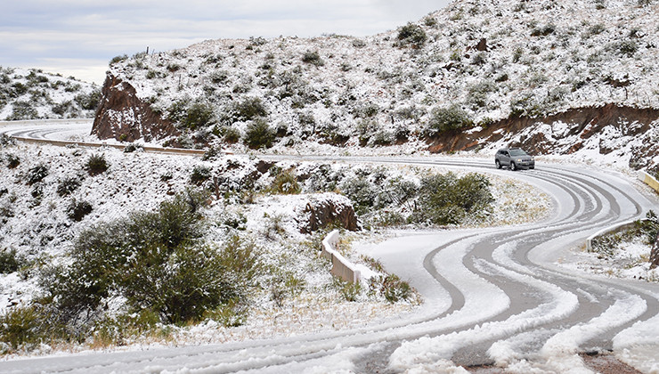 Este miércoles estará gris, frío y se espera que las sierras se vistan de blanco