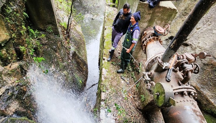 San Luis Agua realizó tareas de mantenimiento en una válvula del dique Potrero de los Funes