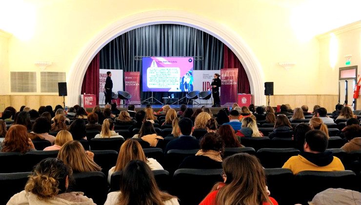 Más de 150 docentes y directivos se capacitaron en “Fortaleciendo Convivencias”