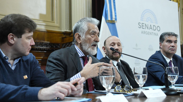 El gobernador enfatizó en el Senado: “La Corte Suprema debe ser federal”