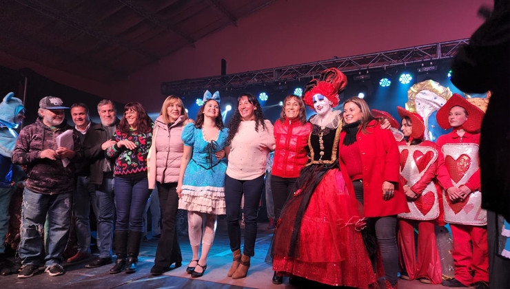 “Alicia, el Musical” subió a escena en Villa de la Quebrada