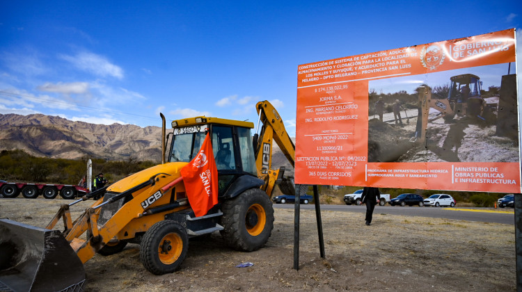 Inició la obra hídrica que beneficiará a los vecinos del Suyuque y Los Molles