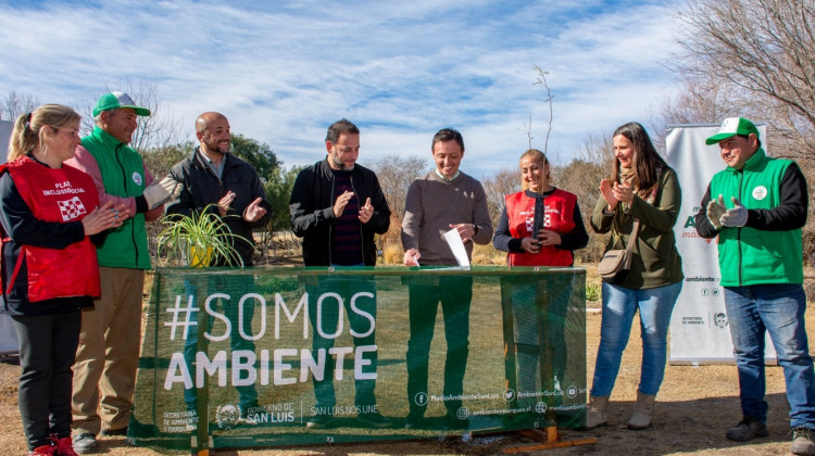 Turismo se sumó al Plan Forestal “Más Árboles, Más Vida”