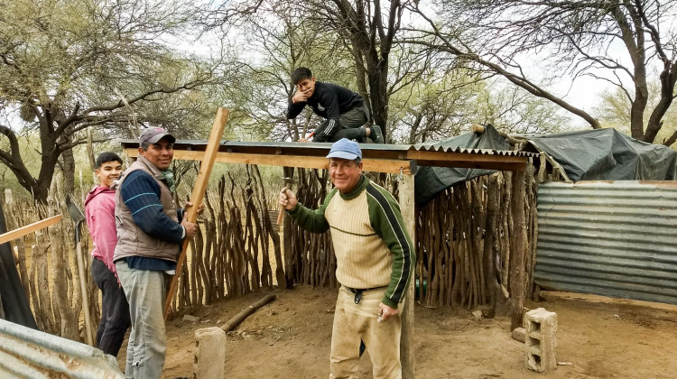 Construyen un nuevo refugio para cabritos al norte provincial