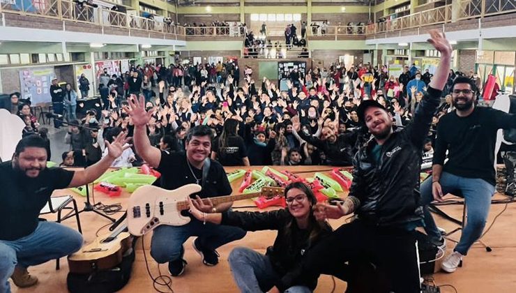 Intercolegiales Culturales presentó el cancionero popular en la Escuela Nº 24 “Pancha Hernández”