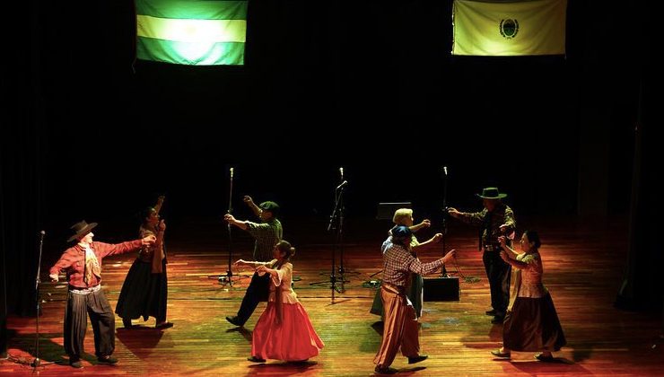 Este viernes llega un nuevo encuentro cuyano con música, danza y homenajes en el “Puente Blanco”