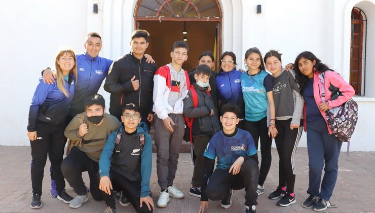 La “ULP con Vos” visitó la Escuela Generativa Nueva Tribu y Universo D-Mentes.