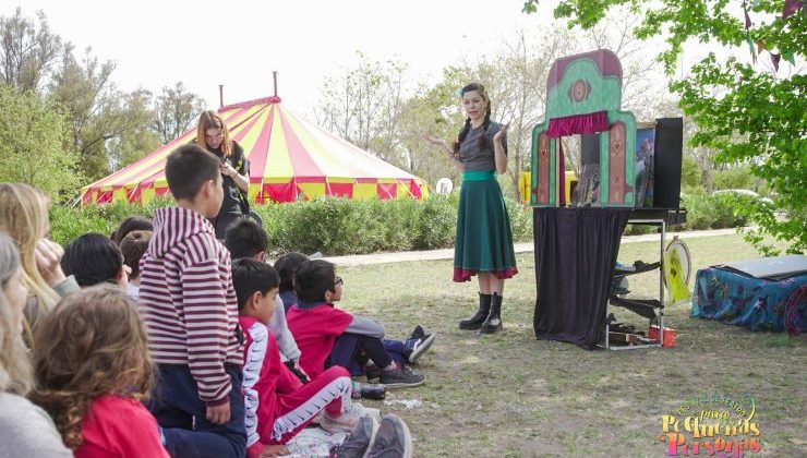 Teatro Lambe Lambe, una experiencia única dentro de una caja escénica