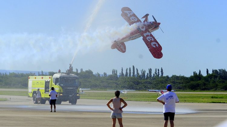 Con entrada libre y gratuita, este sábado comienza el Festival Aéreo “El Conlara Vuela”