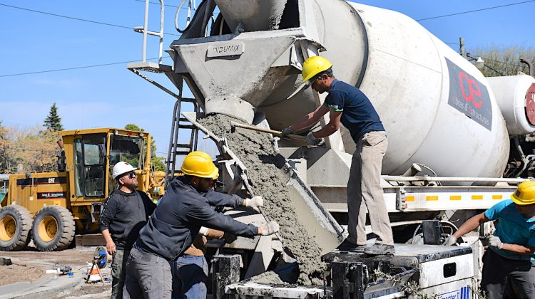 Con obras de infraestructura urbana, el Gobierno provincial acompaña el crecimiento de Villa de la Quebrada