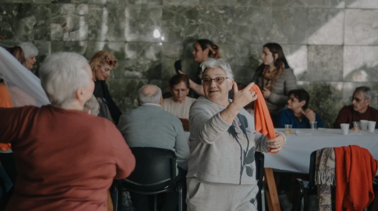 En el Complejo Molino Fénix se vivió otra “Tarde de los abuelos”