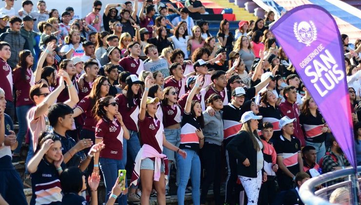 “Altas promos en juego”: cerca de 500 jóvenes vivieron una jornada recreativa en Juana Koslay