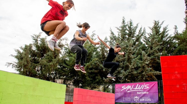 A puro Parkour en el Parque de las Naciones