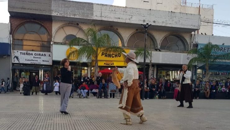 La música cuyana llega este viernes al Paseo del Padre