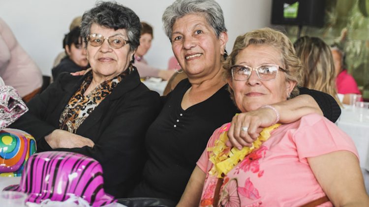 Con mucha alegría se vivió otra “Tarde de los Abuelos” en el Complejo Molino Fénix