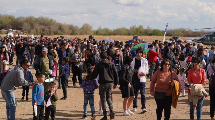 Un espectáculo de alto vuelo en el Valle del Conlara