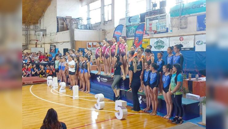 Tres podios para las gimnastas de la ULP