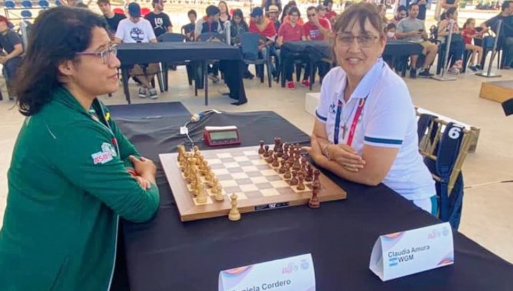 Claudia Amura histórica: logró doble medalla de plata en los Juegos Odesur