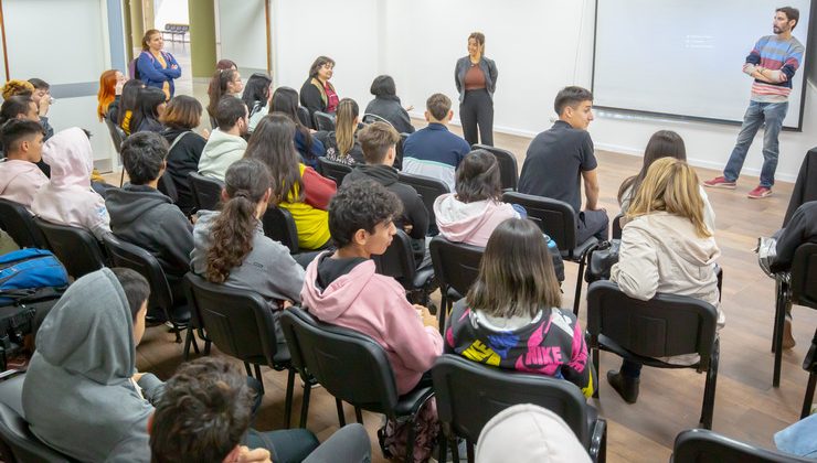 Test vocacional: estudiantes del Colegio N° 13 “Profesor Roberto Moyano” visitaron la ULP