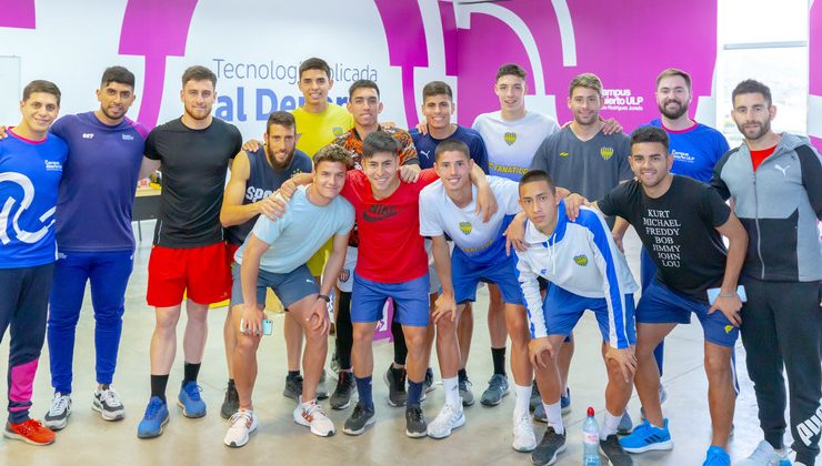 Futbolistas del plantel profesional de Juventud fueron evaluados en el laboratorio de biomecánica