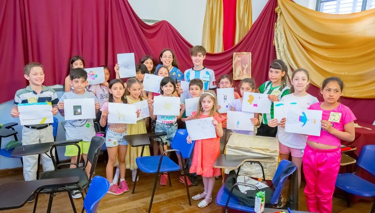 El Instituto de Idiomas llevó adelante su 1° Encuentro Literario Infantil