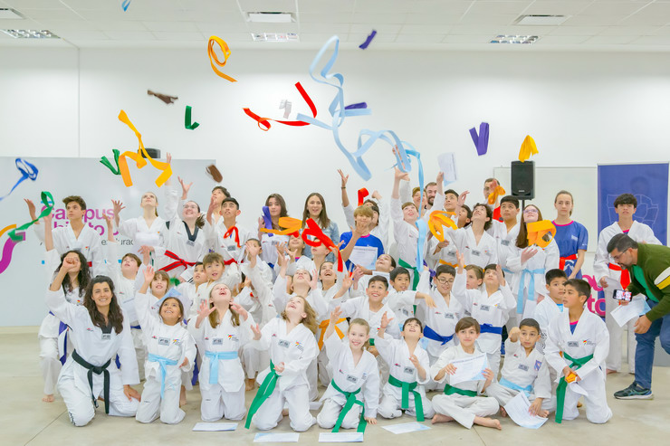 La escuela de taekwondo del Campus ULP se vistió de colores