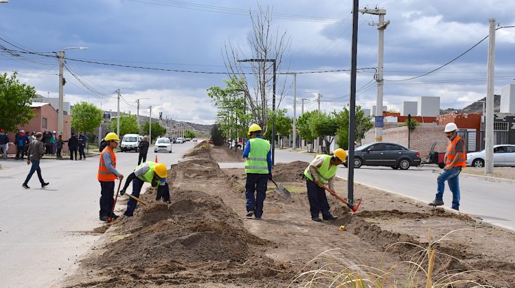 Un lugar de encuentro familiar: ponen en valor el boulevard del barrio Mirador del Portezuelo