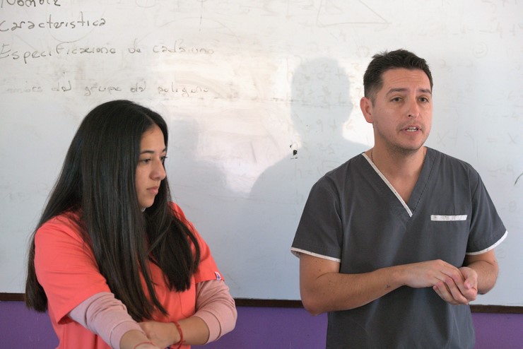 Dictaron un taller de método anticonceptivos a estudiantes de la EPDR N°20 de Navia