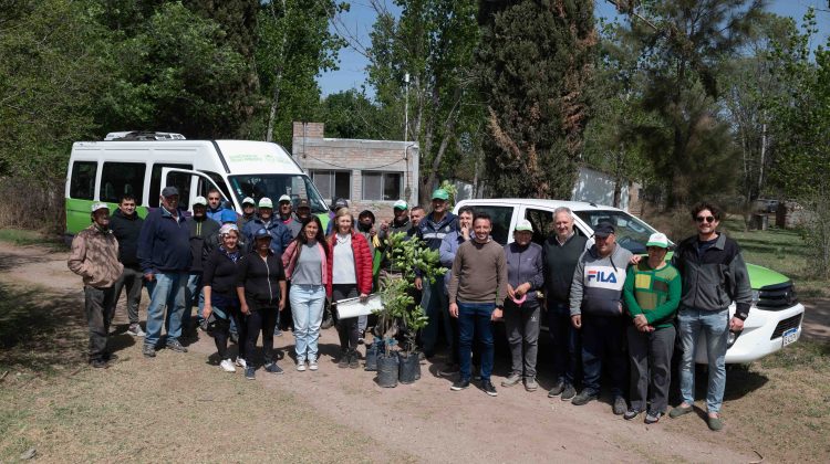 “Más Árboles, Más Vida” visitó la Facultad de Ingeniería y Ciencias Agropecuarias en Villa Mercedes