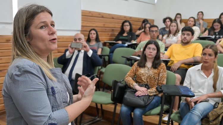 Presentaron la Ley de Innovación Financiera a alumnos de la Universidad Católica de Cuyo